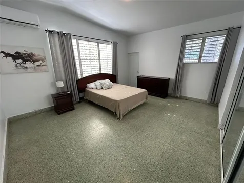 527 Urb La Rambla, Calle Principal Ponce PR 00730