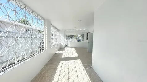 527 Urb La Rambla, Calle Principal Ponce PR 00730
