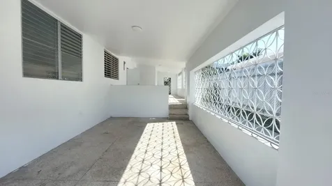 527 Urb La Rambla, Calle Principal Ponce PR 00730