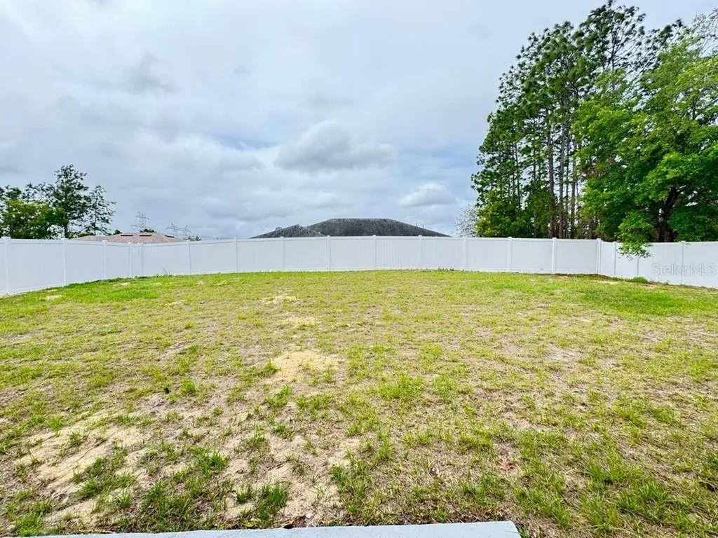 6142 SW 154th Place Road Ocala FL 34473