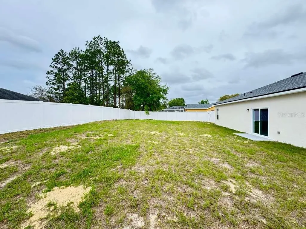 6142 SW 154th Place Road Ocala FL 34473