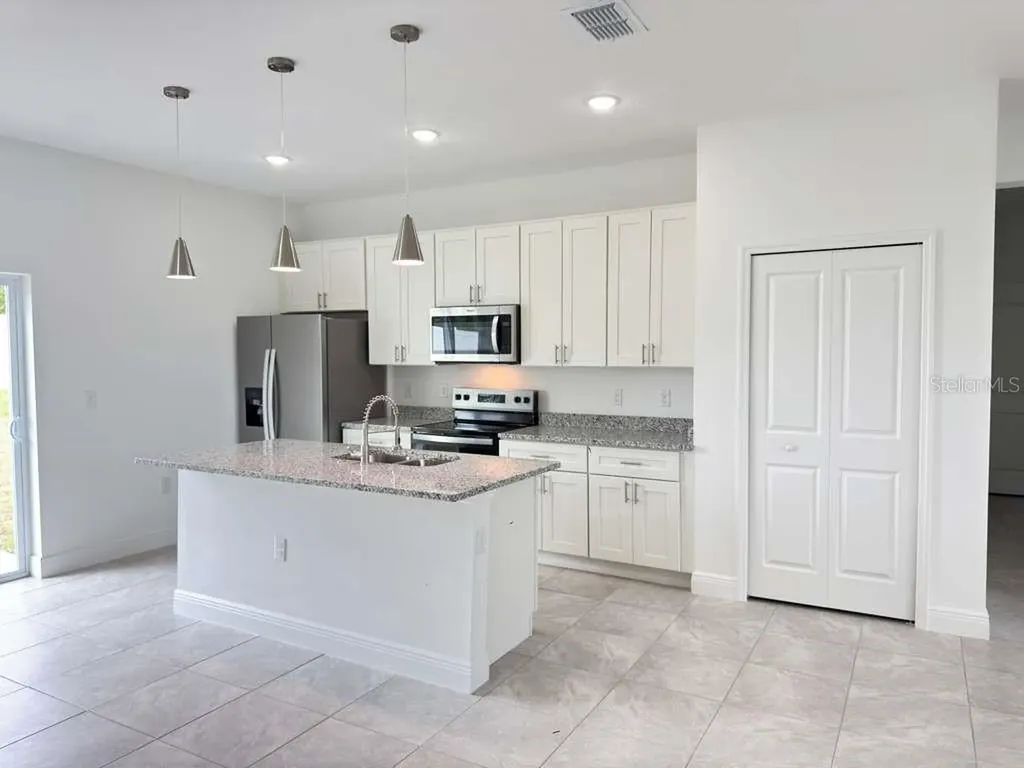 6142 SW 154th Place Road Ocala FL 34473
