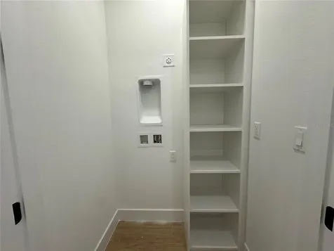 1317 E Harding Street Orlando FL 32806