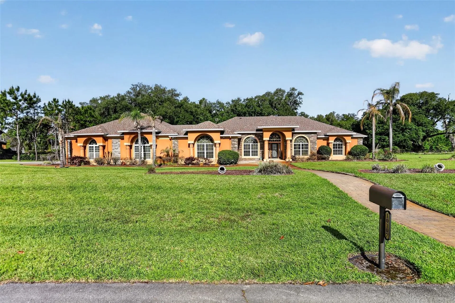 10107 Tween Waters Street Clermont FL 34715