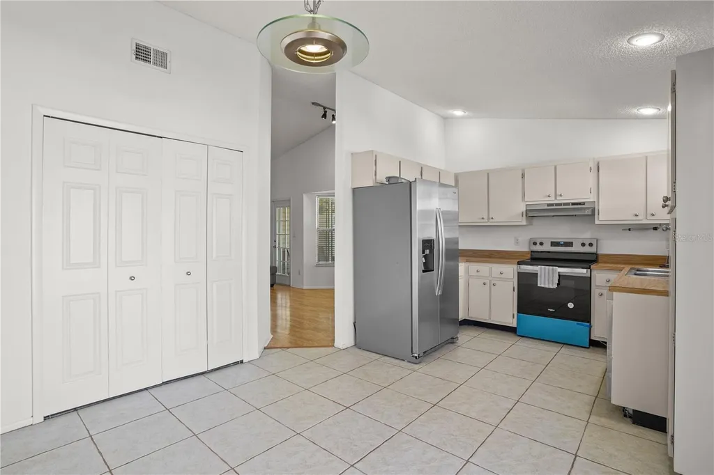 126 Spanish Moss Court Orlando FL 32828