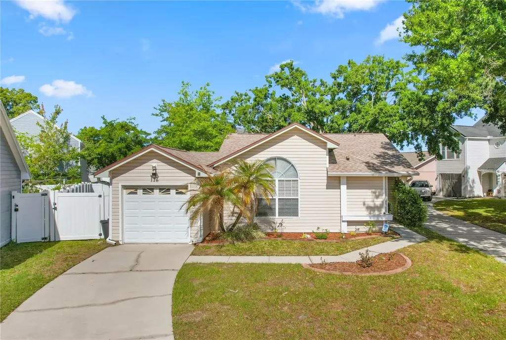126 Spanish Moss Court Orlando FL 32828