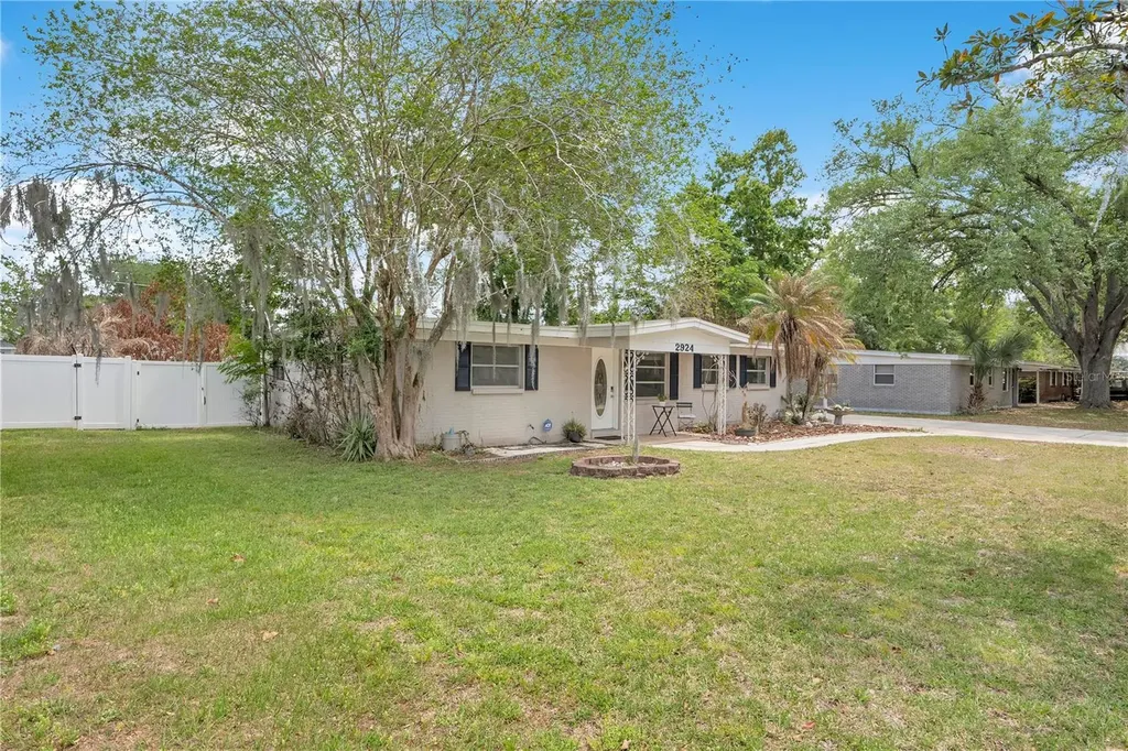 2924 Pinedale Avenue Lakeland FL 33803