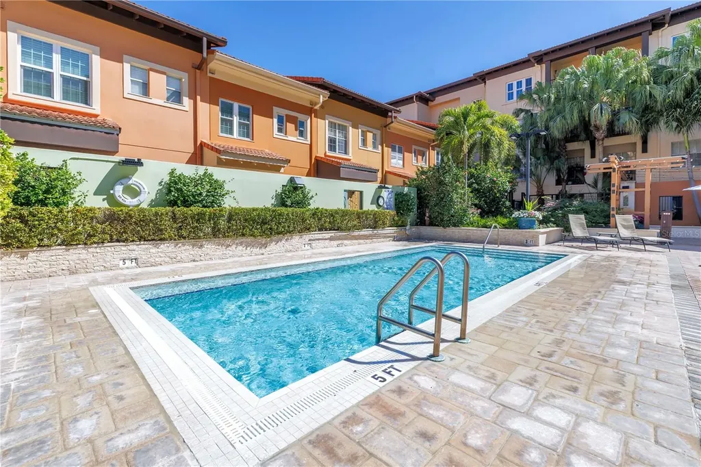 100 4th Avenue S St Petersburg FL 33701