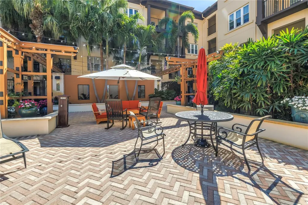100 4th Avenue S St Petersburg FL 33701
