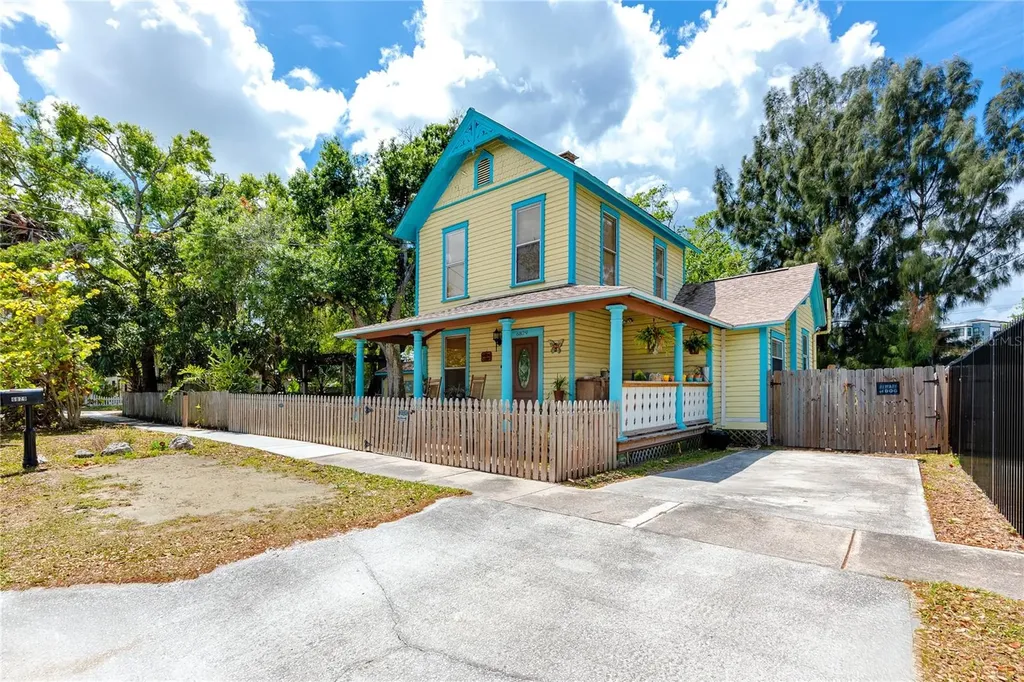 6829 S Fitzgerald Street Tampa FL 33616
