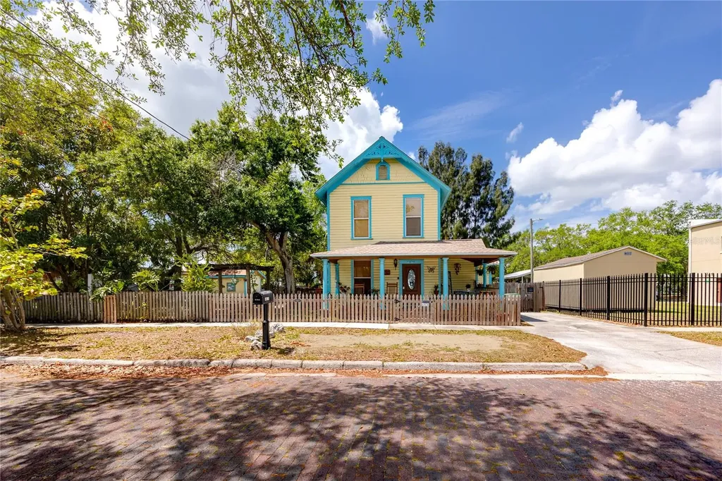 6829 S Fitzgerald Street Tampa FL 33616