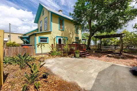 6829 S Fitzgerald Street Tampa FL 33616