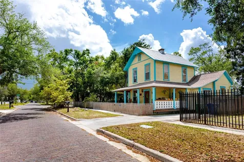 6829 S Fitzgerald Street Tampa FL 33616