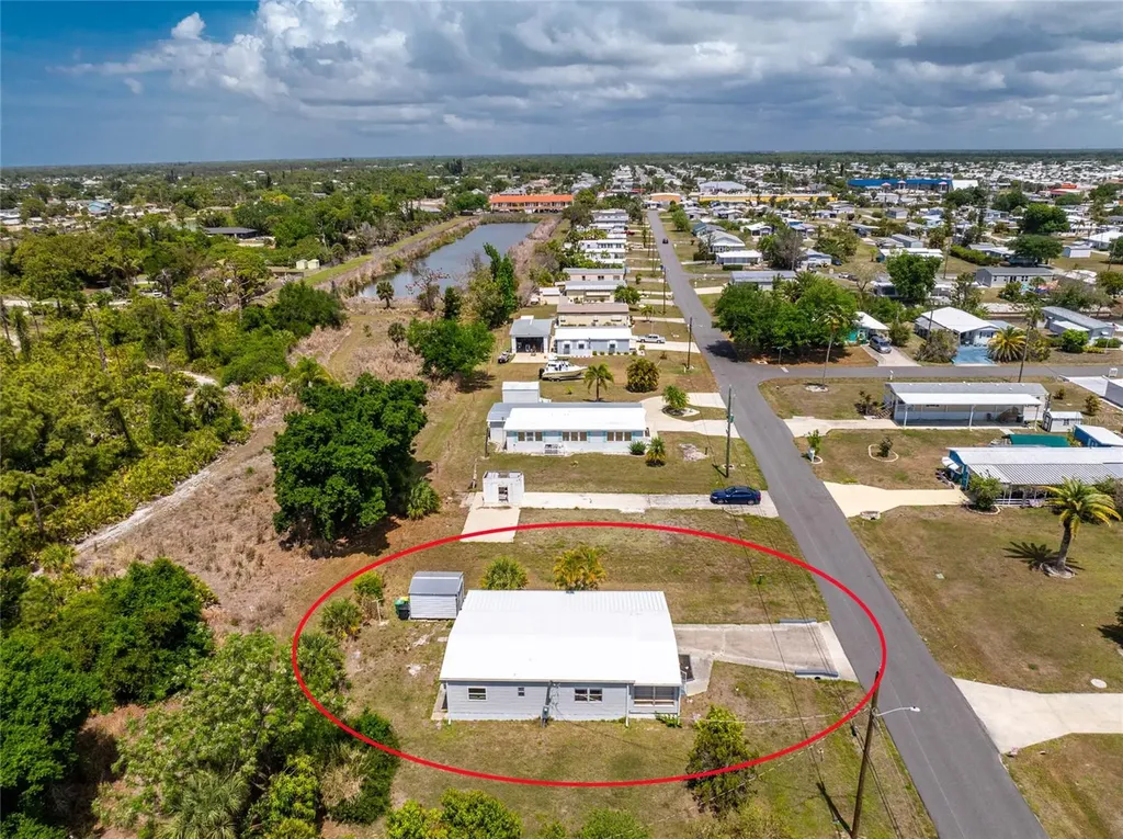 258 Via De Luna Englewood FL 34224