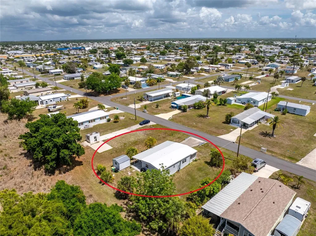 258 Via De Luna Englewood FL 34224