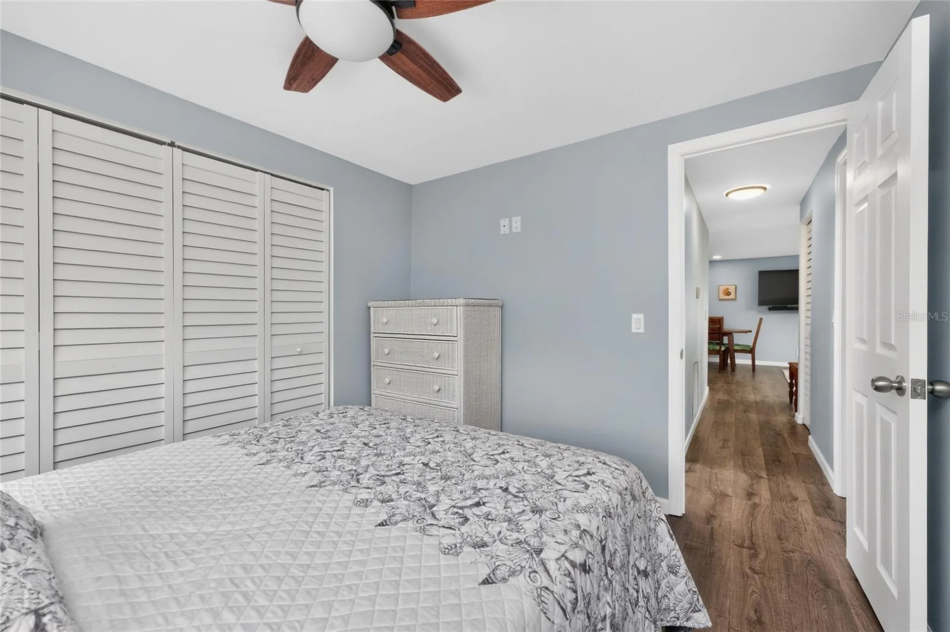 258 Via De Luna Englewood FL 34224