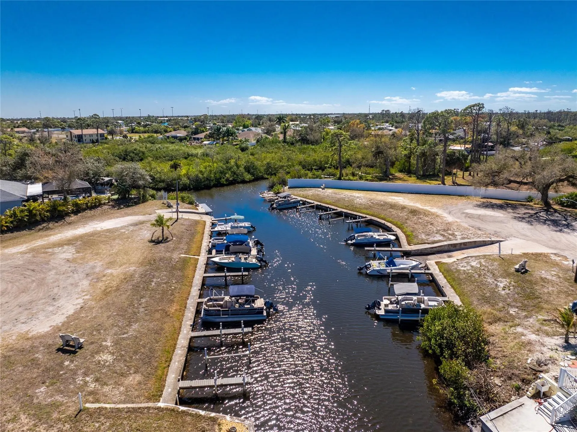 258 Via De Luna Englewood FL 34224