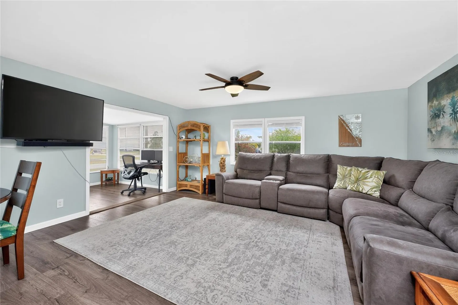 258 Via De Luna Englewood FL 34224