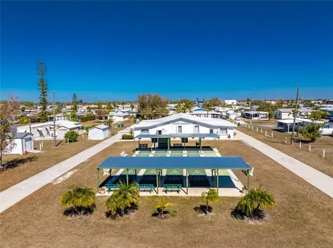 258 Via De Luna Englewood FL 34224