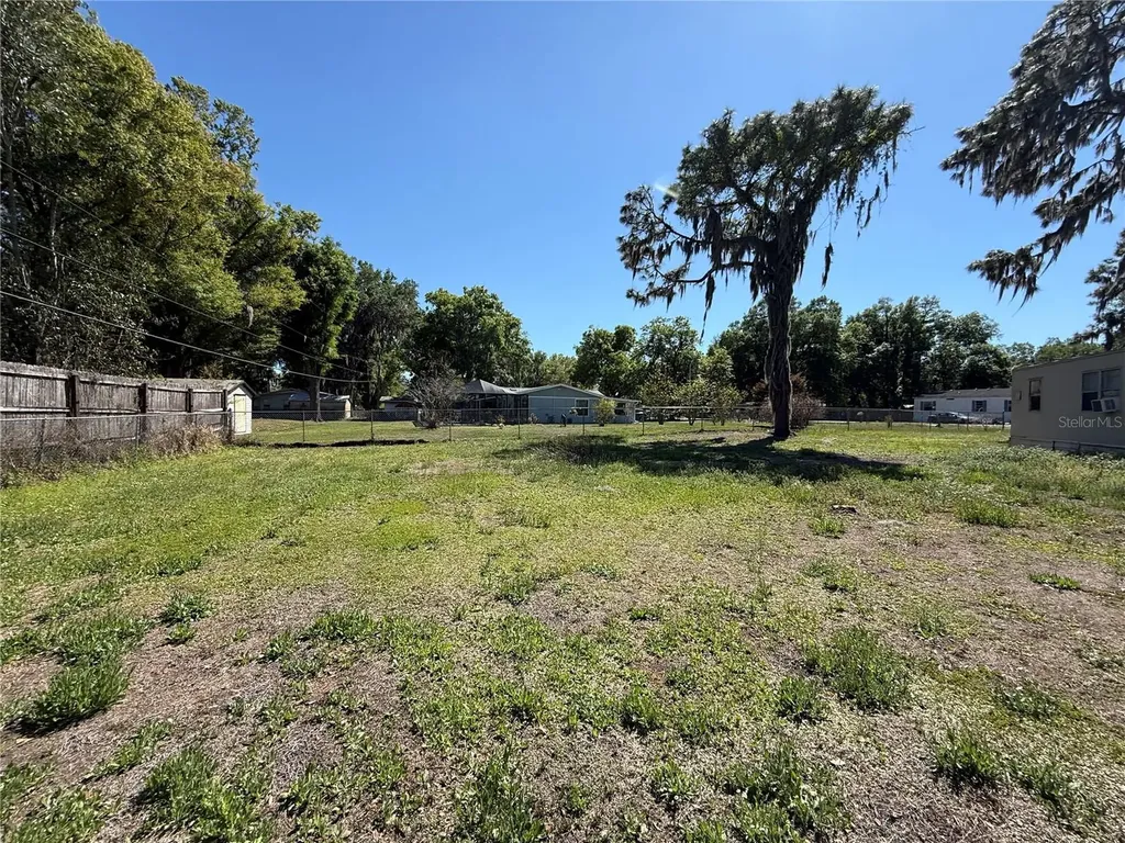 6234 Pinewood Village Circle E Lakeland FL 33811