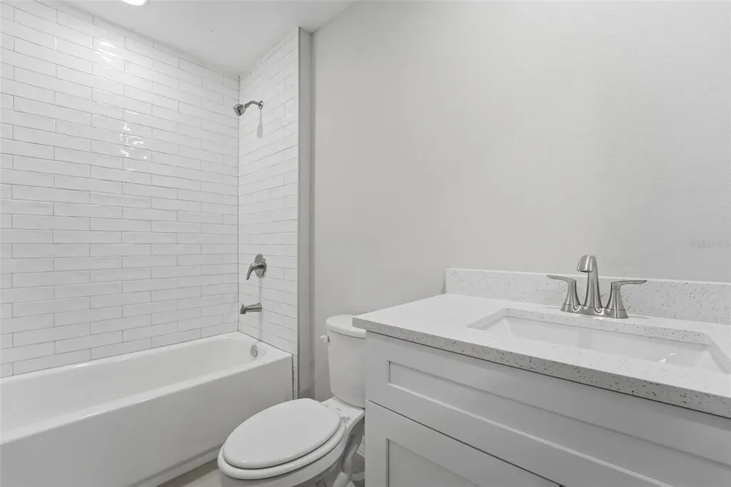 2107 Suanee Avenue Eustis FL 32726