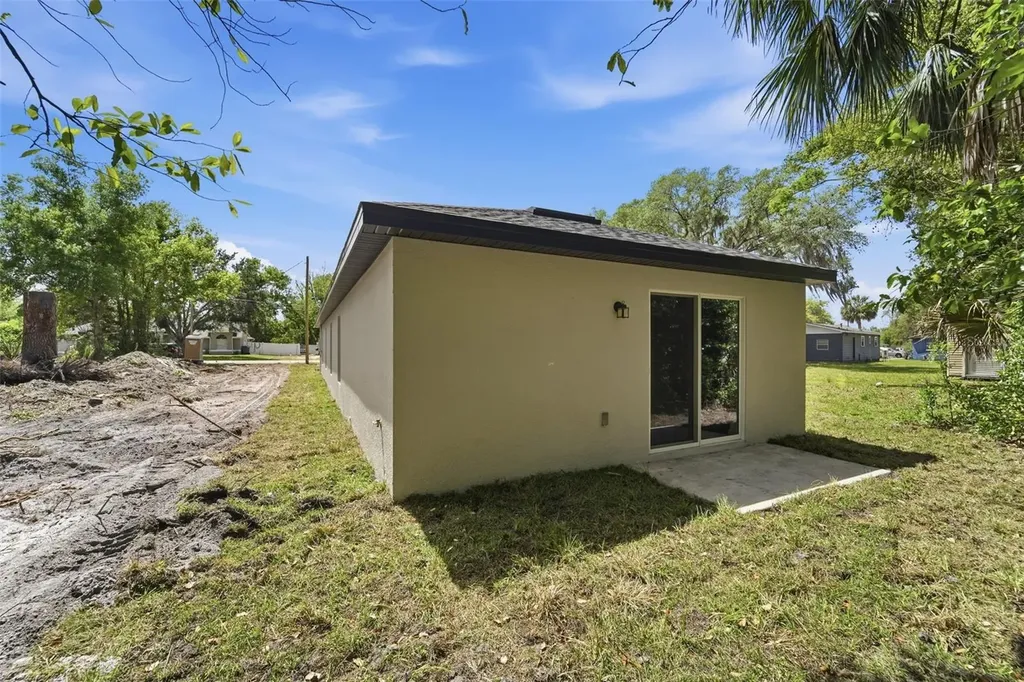 2107 Suanee Avenue Eustis FL 32726