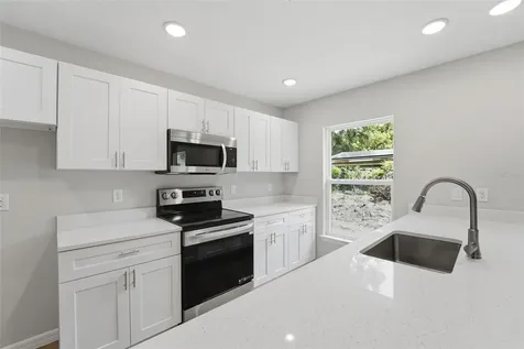 2107 Suanee Avenue Eustis FL 32726