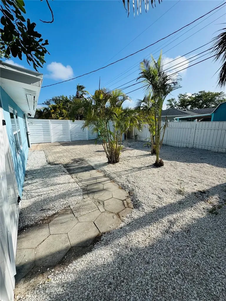 2812 Miriam Street S Gulfport FL 33711