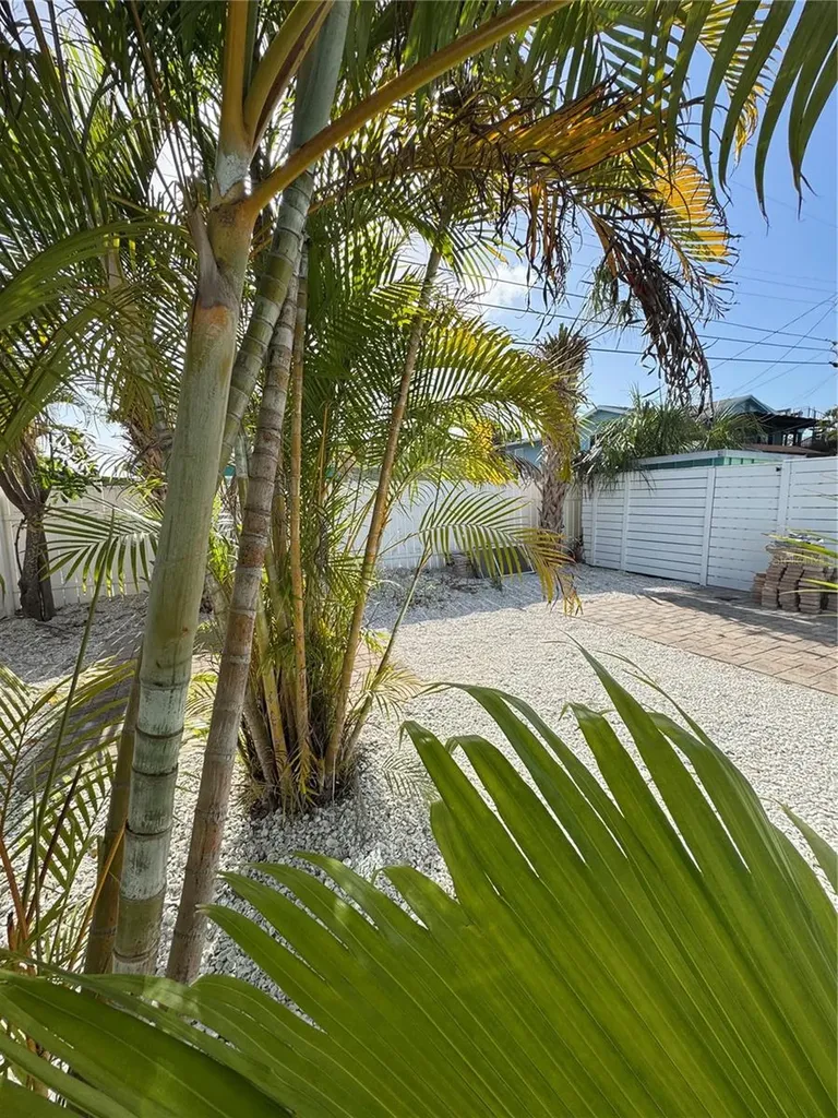 2812 Miriam Street S Gulfport FL 33711