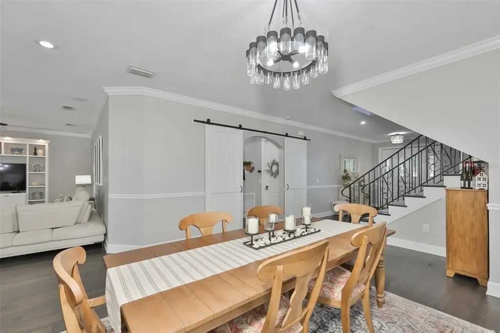 3609 W San Luis Street Tampa FL 33629