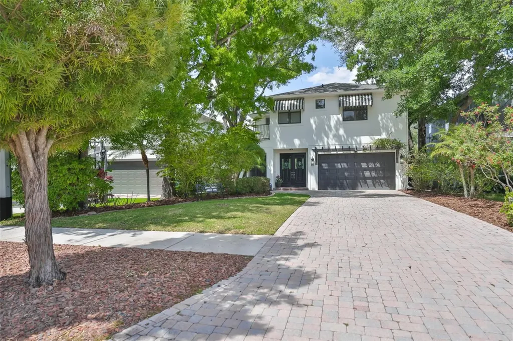 3609 W San Luis Street Tampa FL 33629