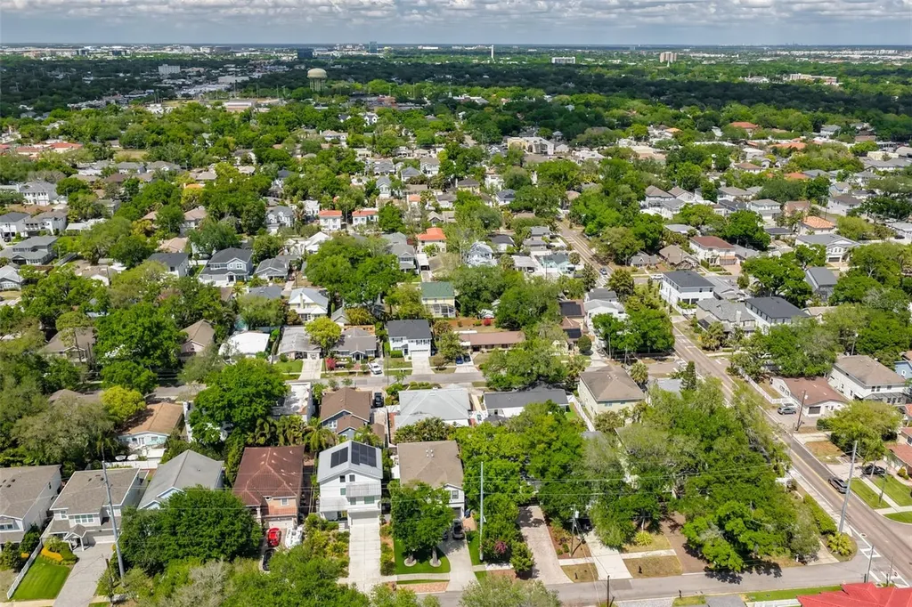 3609 W San Luis Street Tampa FL 33629