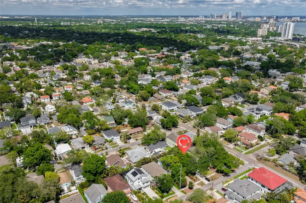 3609 W San Luis Street Tampa FL 33629