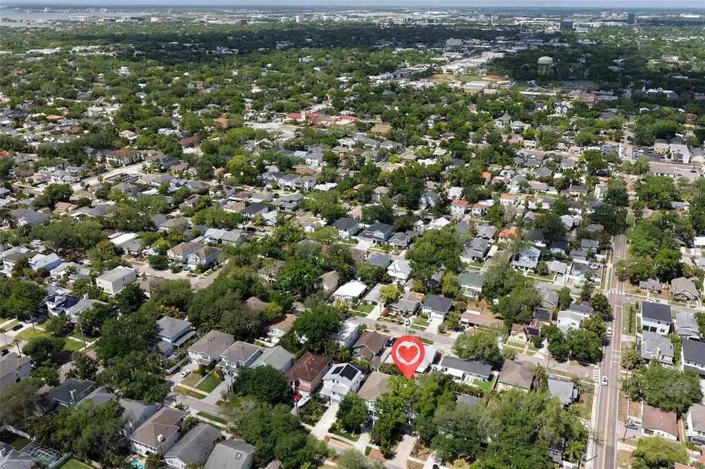 3609 W San Luis Street Tampa FL 33629