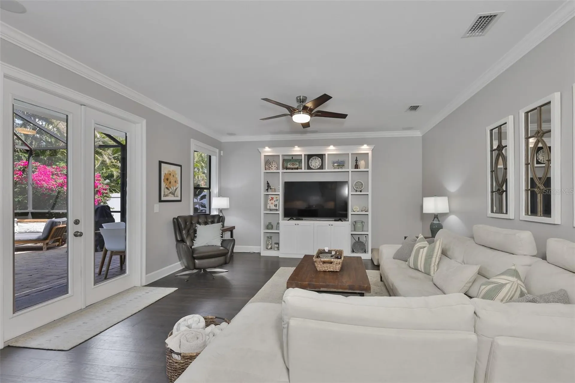 3609 W San Luis Street Tampa FL 33629