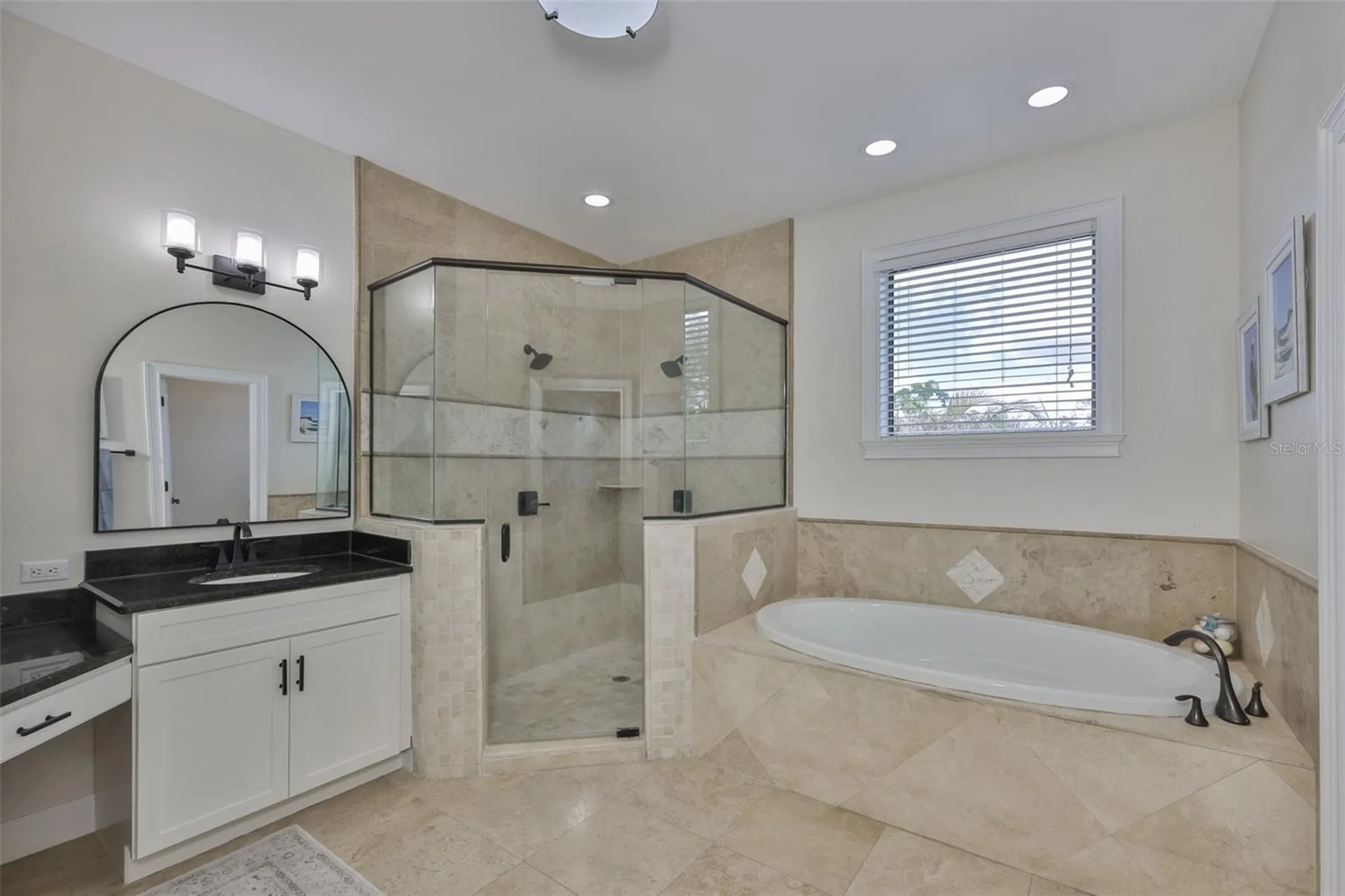 3609 W San Luis Street Tampa FL 33629