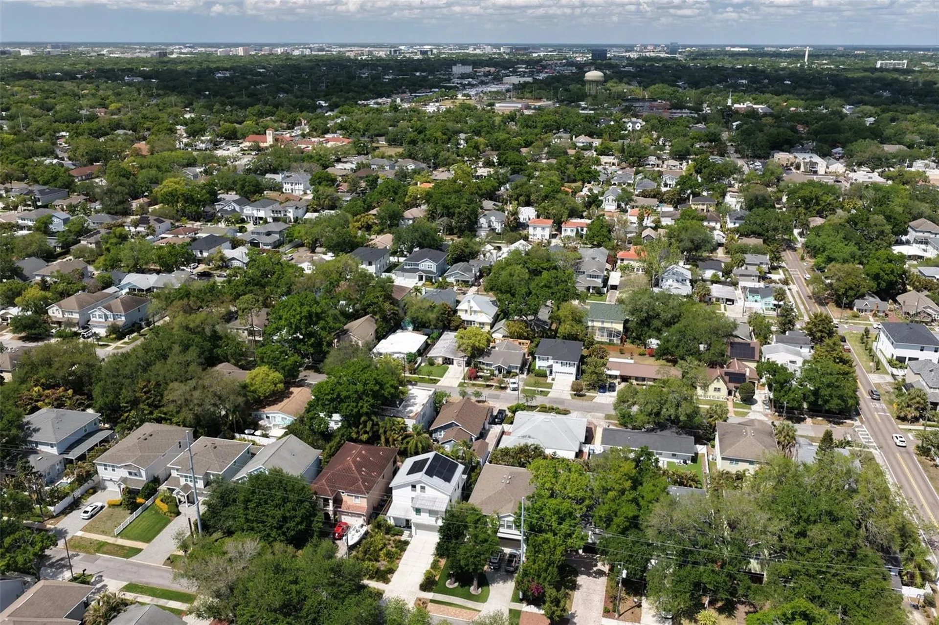 3609 W San Luis Street Tampa FL 33629