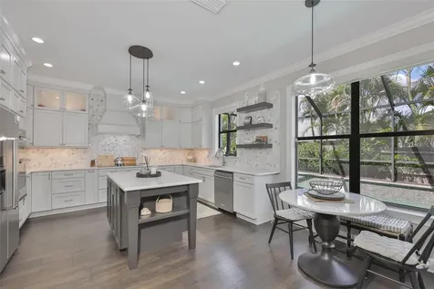 3609 W San Luis Street Tampa FL 33629