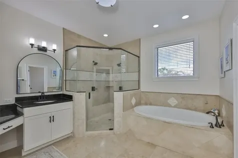 3609 W San Luis Street Tampa FL 33629