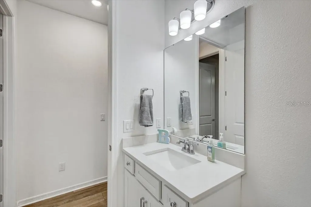 2824 Quail Crest Court Valrico FL 33594