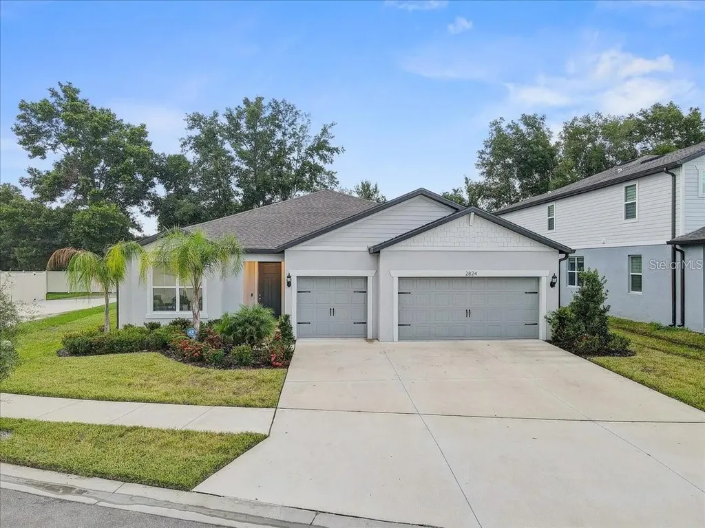 2824 Quail Crest Court Valrico FL 33594