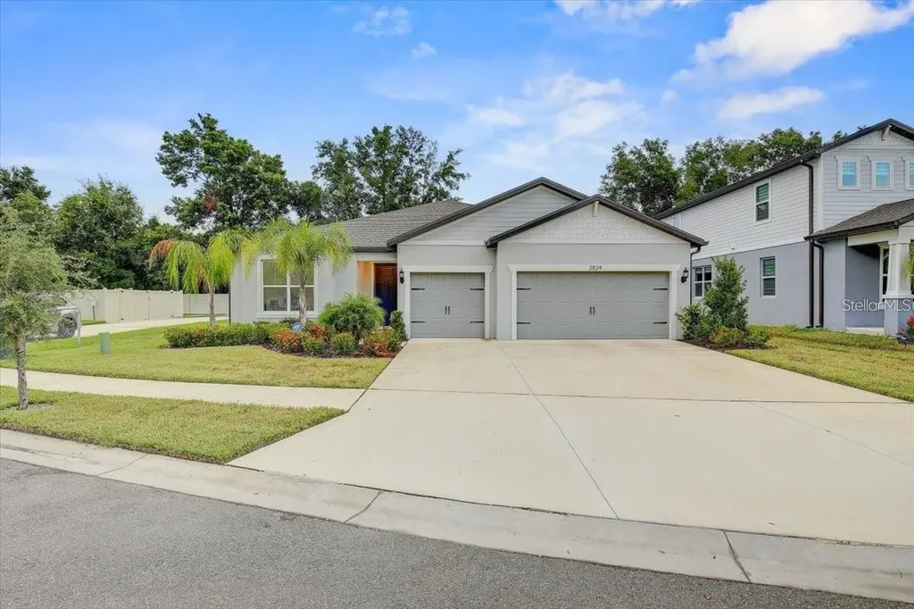 2824 Quail Crest Court Valrico FL 33594