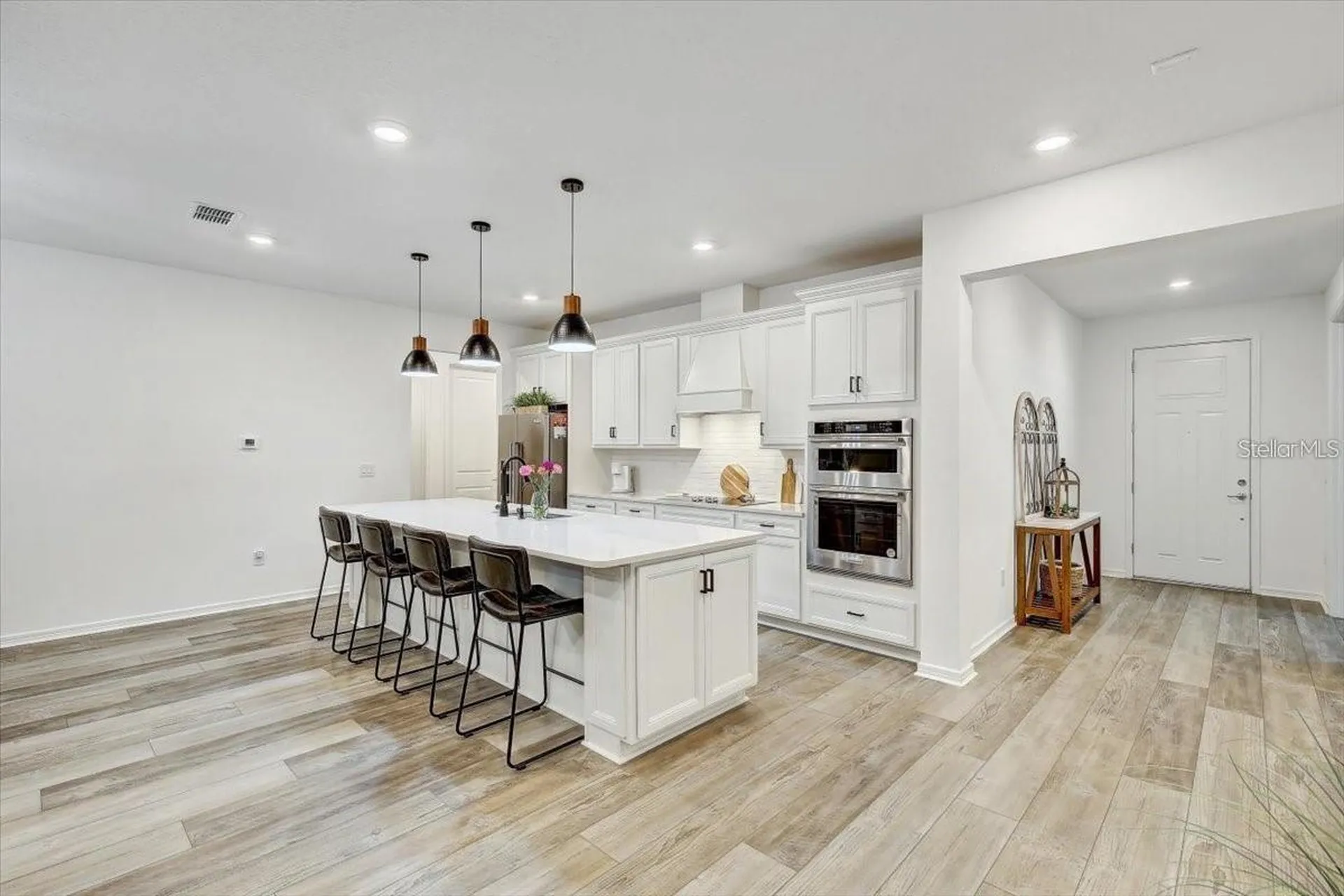 2824 Quail Crest Court Valrico FL 33594