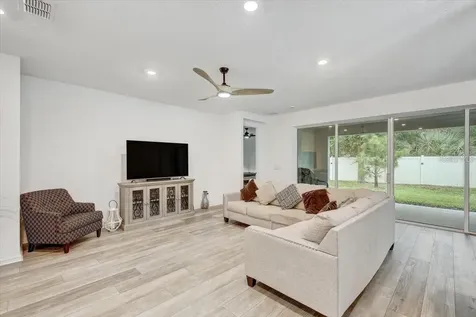 2824 Quail Crest Court Valrico FL 33594