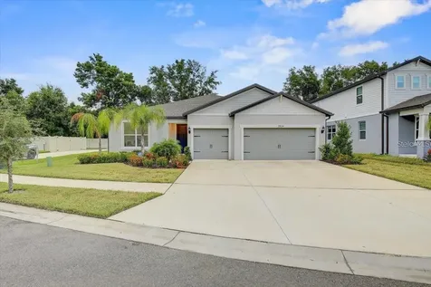 2824 Quail Crest Court Valrico FL 33594
