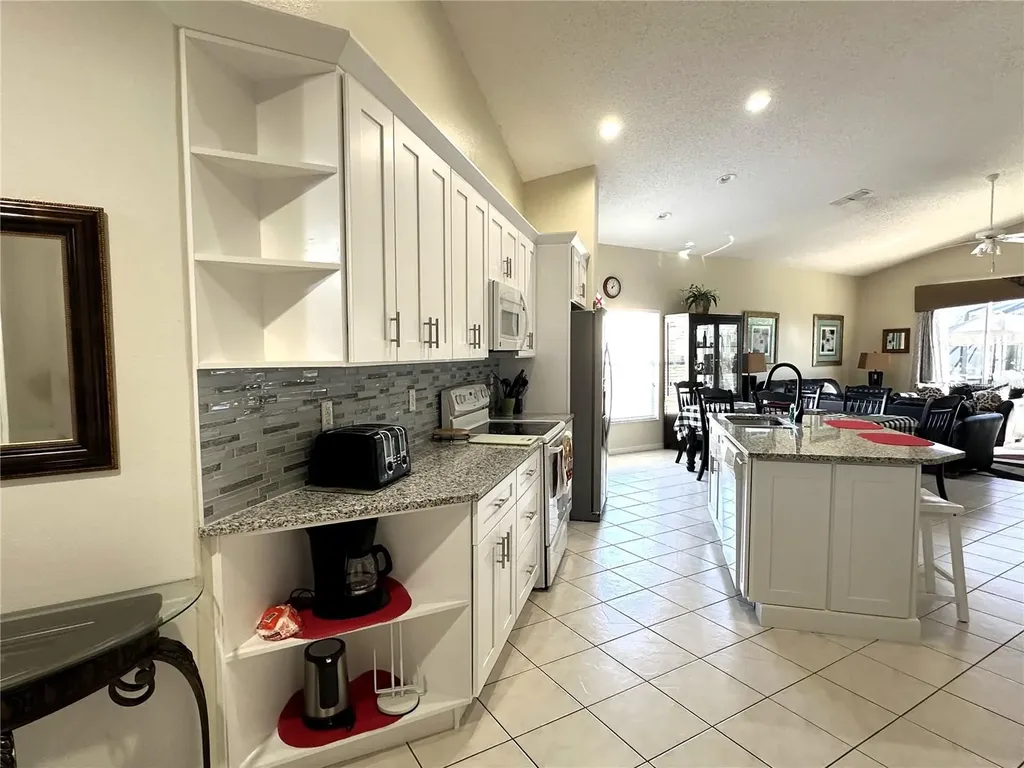 16724 Rolling Green Drive Clermont FL 34714
