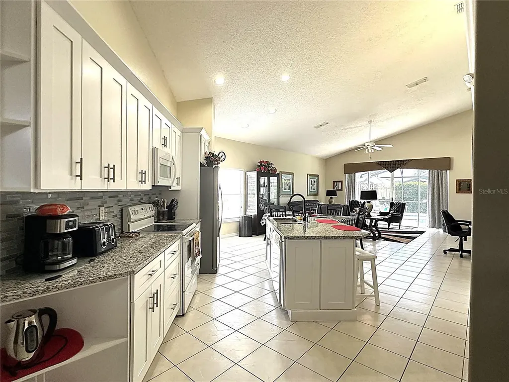 16724 Rolling Green Drive Clermont FL 34714