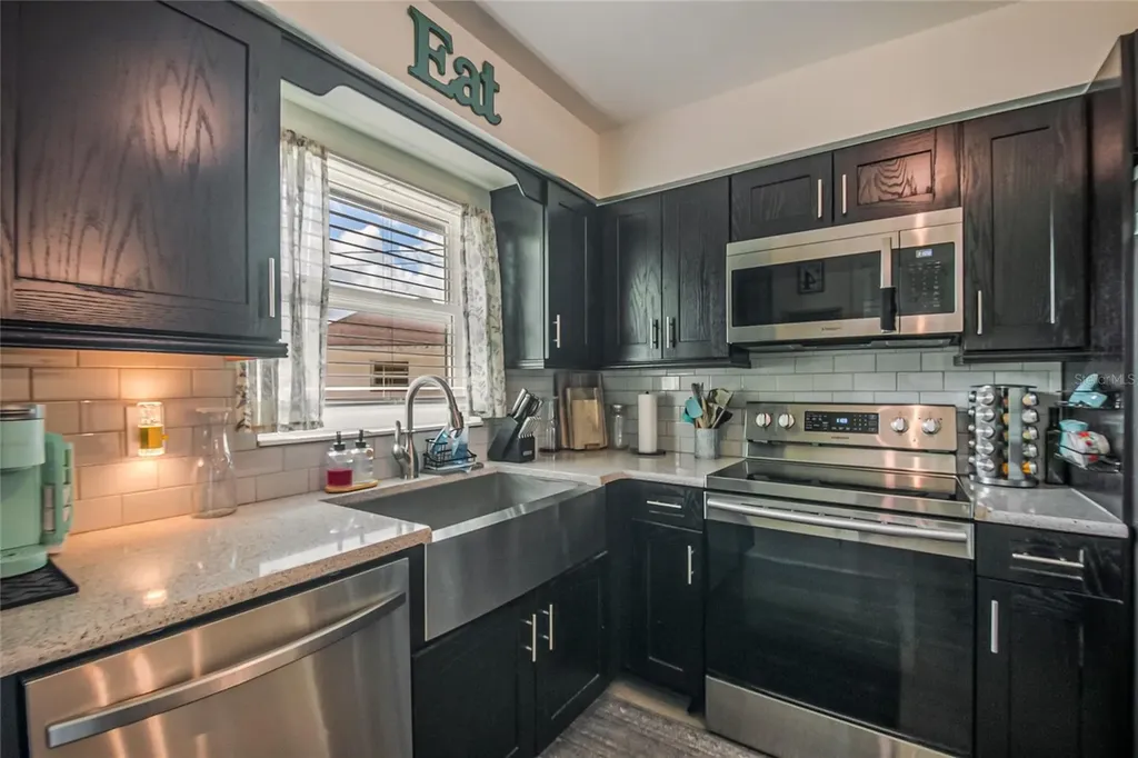 2 S Lavon Avenue Kissimmee FL 34741