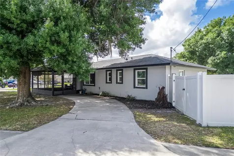 2 S Lavon Avenue Kissimmee FL 34741
