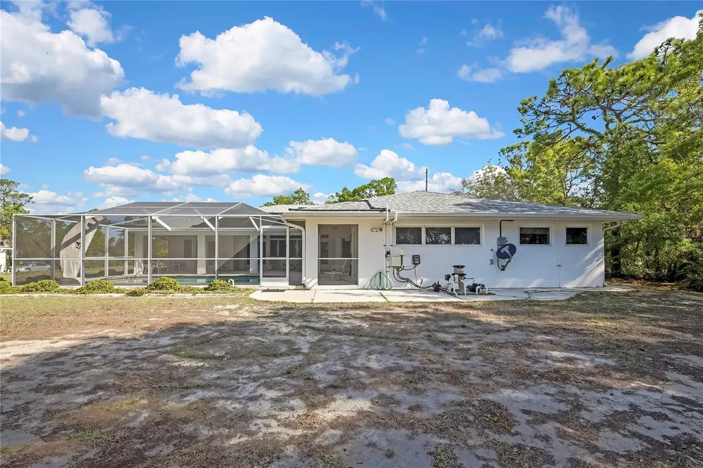 7250 Madrid Road Weeki Wachee FL 34613